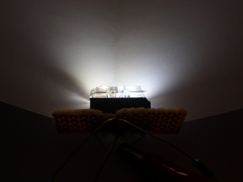 Spannung: 2,94V<br />Strom: 72,8mA<br />Widerstand: 25Ohm<br />Blendenzahl: F/2.8<br />Belichtungszeit: 1/30sek<br />Brennweite: 6mm<br />Filmempfindlichkeit: ISO-100