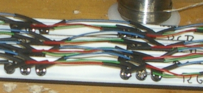 Leistendeckel fertig verkabelt