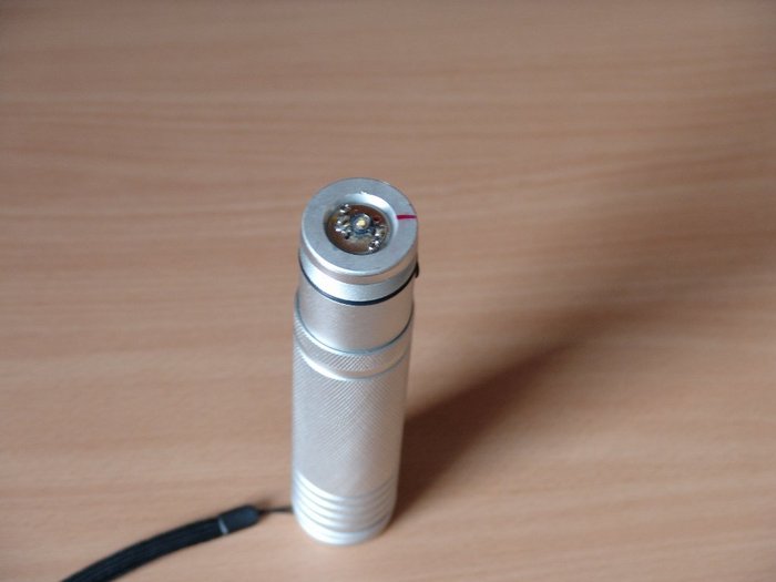 3.jpg (53.71 KiB) 34132 mal betrachtet Taschenlampe ausgeschaltet, Reflektor abgeschraubt