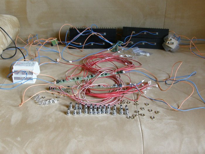 P6080255.jpg (123.77 KiB) 20380 mal betrachtet Das kommt unter die Decke