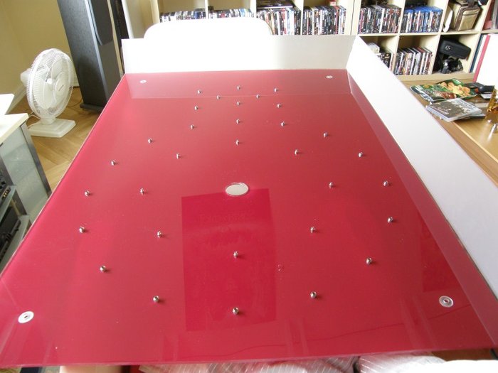 P6090262.jpg (78.38 KiB) 20390 mal betrachtet Die Fassungen werden eingeschraubt.