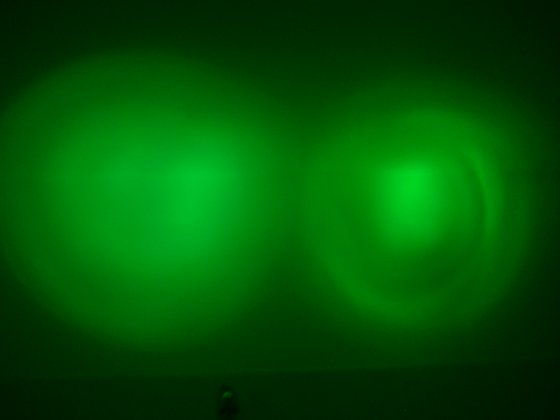 Links:Lumitronix 15000mcd 20° 515-525nm<br />Rechts:Ledtech LT-425 20.000mcd 20°